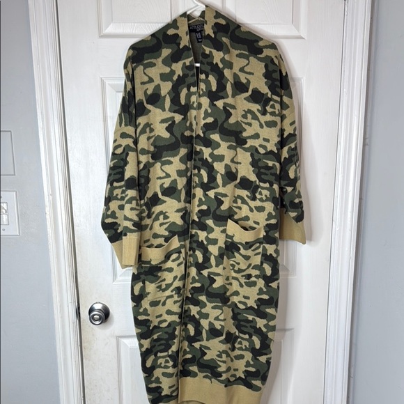 Attitudes by Renee Camouflage Cardigan - Picture 4 of 11